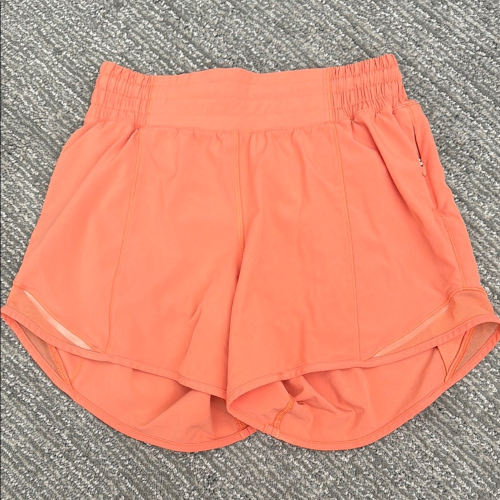 Women’s Coral Lululemon Hottie Hot Shorts